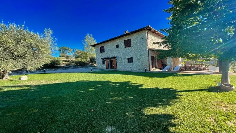 Sleeps 10. Exclusive Pool + Play Area/children. Veranda by Pool. Detached Villa