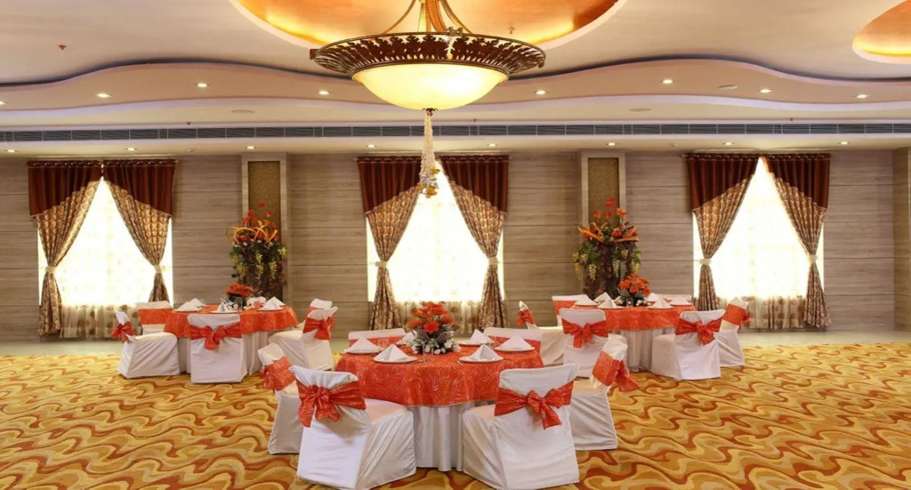 Nidhivan Sarovar Portico Vrindavan