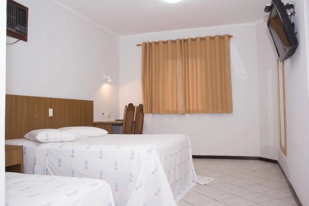 Ilha Porchat Hotel