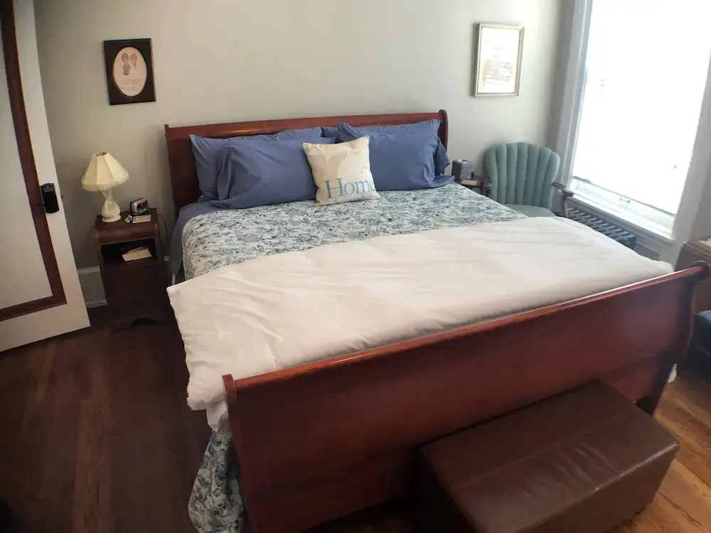 The Parsonage Inn LLC