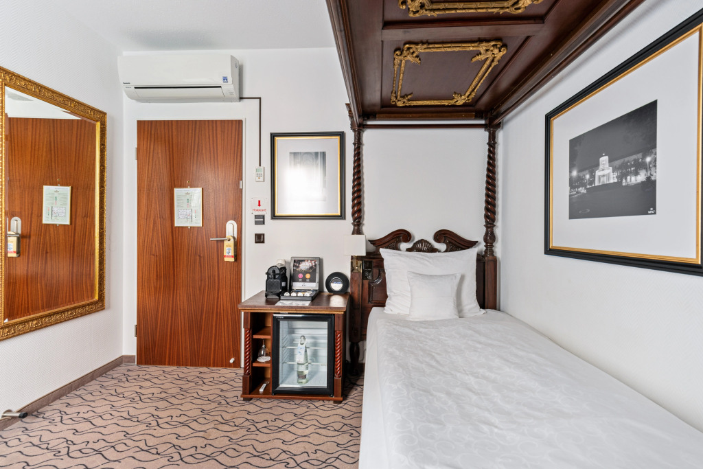 Kings Hotel Center Superior