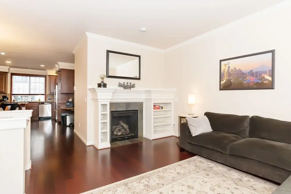Modern Townhome in Heart of Seattle Capital Hill VR