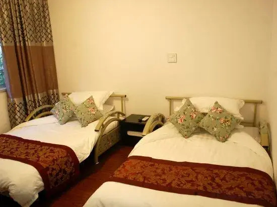 Yandangshan Longqiu Hostel