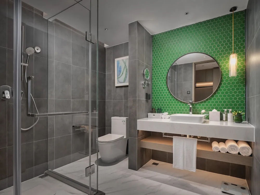 Holiday Inn Hotel and Suites Kunshan Huaqiao by IHG