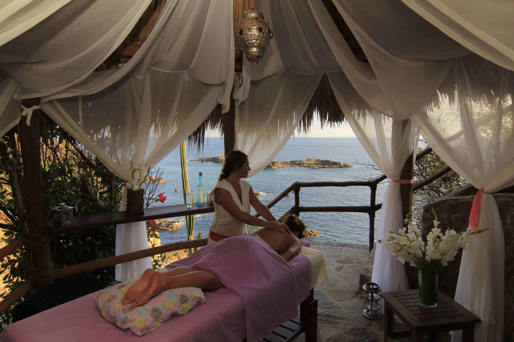 Zoa Hotel