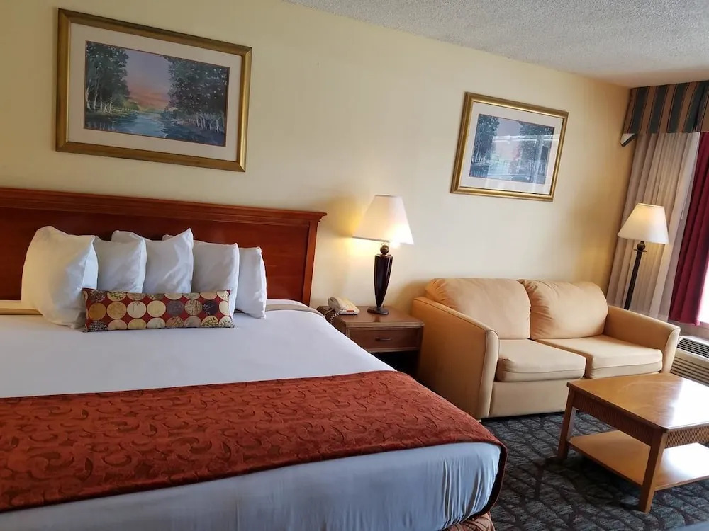 Sun Inn & Suites
