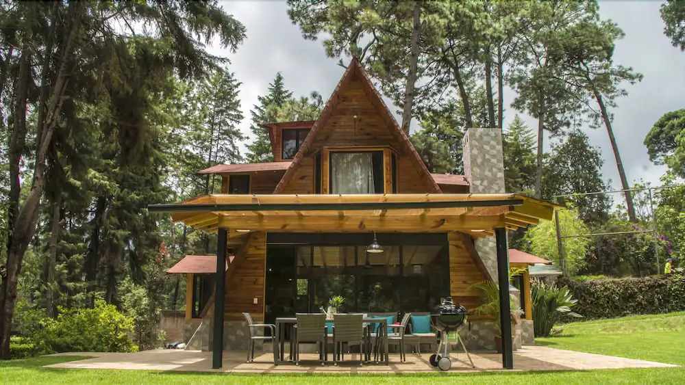 Valle de Bravo Family Retreat Cabin Surrounded by Nature
