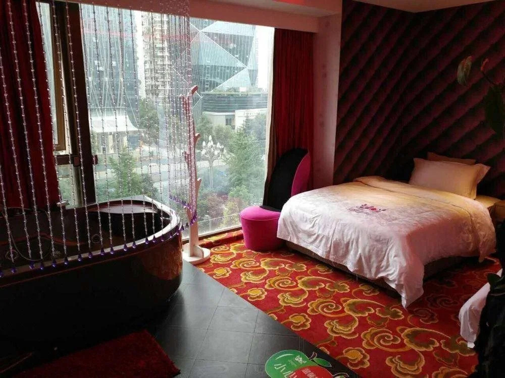 Romantic Love Theme Hotel