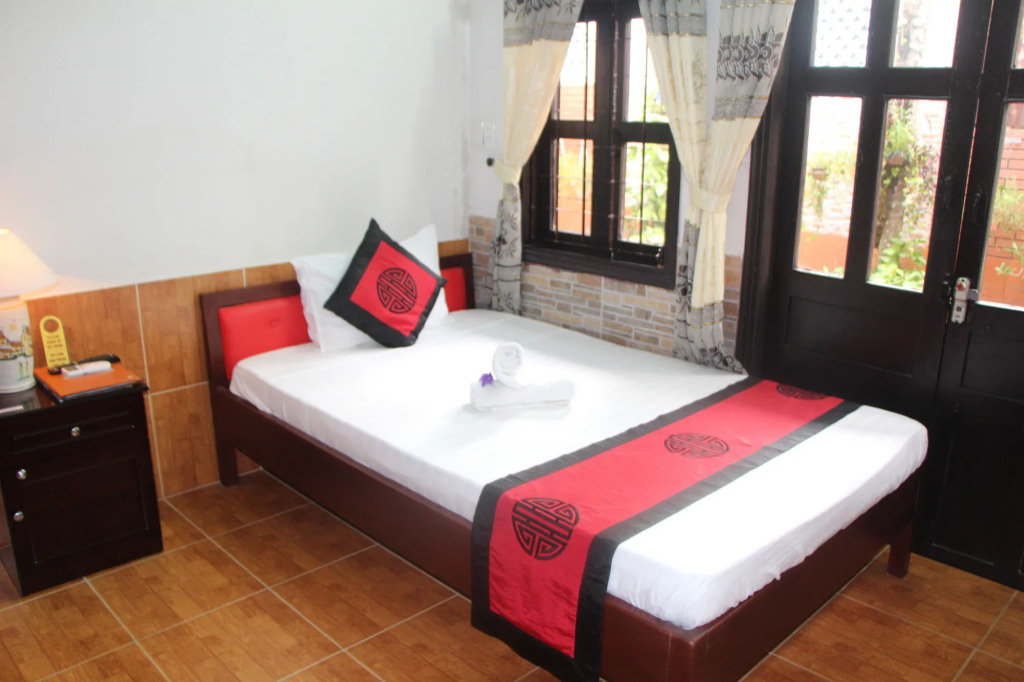 Red Ceramics Homestay
