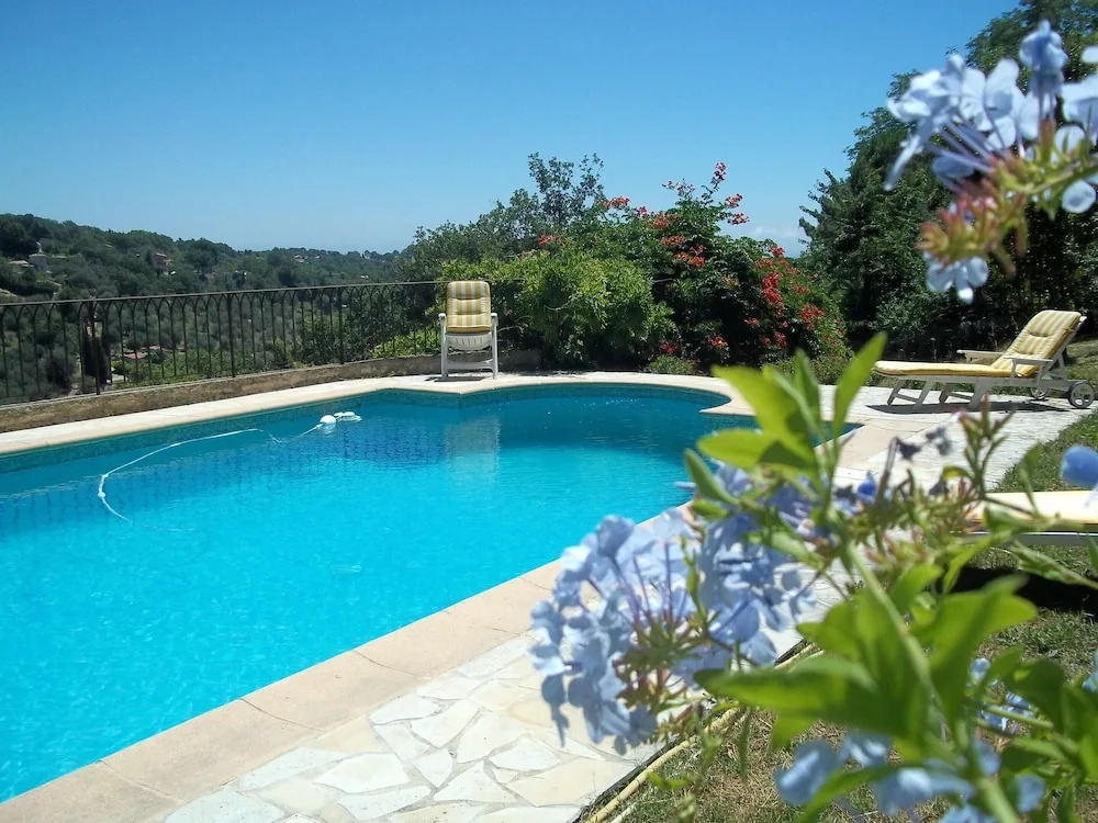 Apartment With 2 Bedrooms in Châteauneuf-grasse, With Private Pool, En