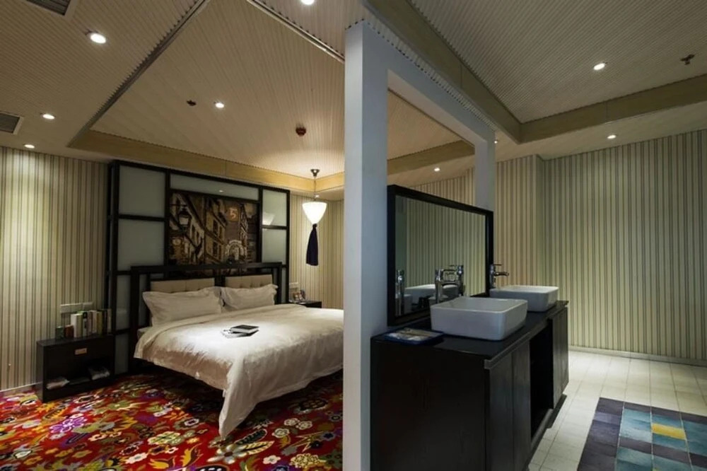 Friday Holiday Hotel (Jiaozuo Xinfeng Er Street)