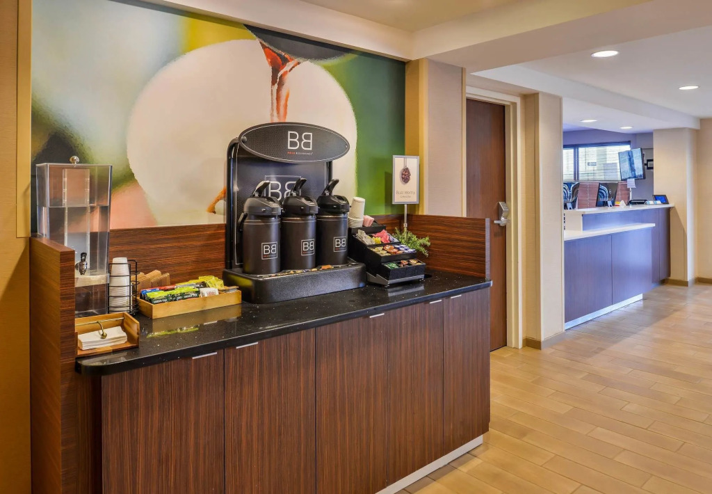 Fairfield Inn Marriott Rochester Airport