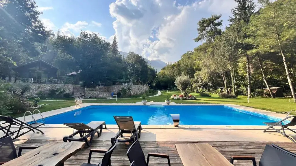 Yusalis Garden Hotel +12 Adult