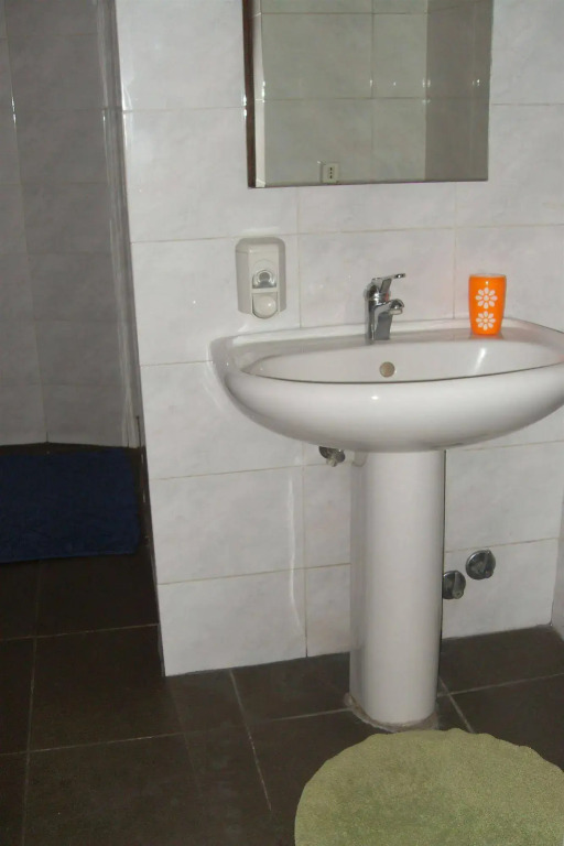 Cavour Rooms