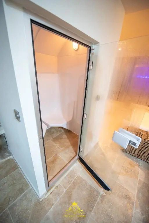L'EXCELLENCE AVIGNON - Suite LUXE SAUNA, HAMMAM & JACCUZZI