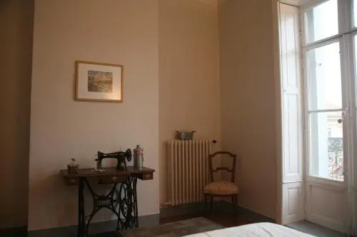 Les 7 balcons, 100m de la comédie, Central, parking, Spacieux, Lumineux, Appt XIX°