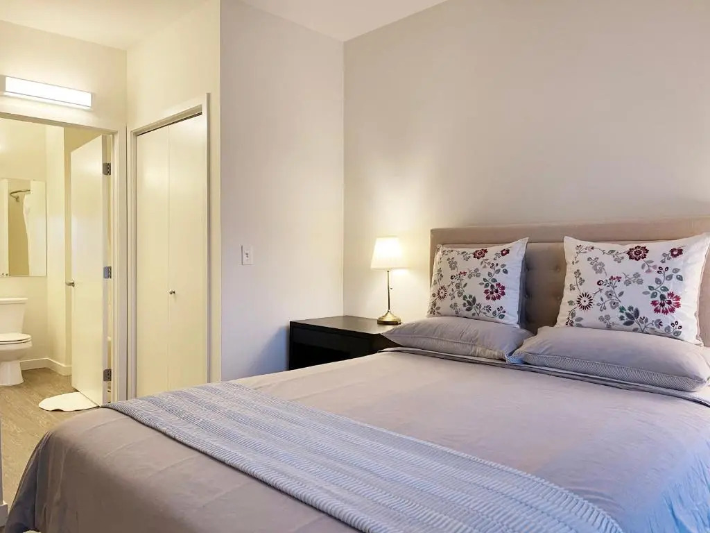 Perfect Apt w Parking in Arts District DTLA B4