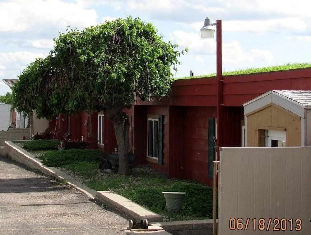 Earth Inn Motel - Jackson