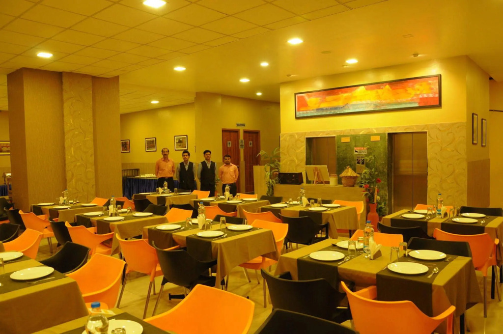 Bangalore Gate Hotel & Conferences
