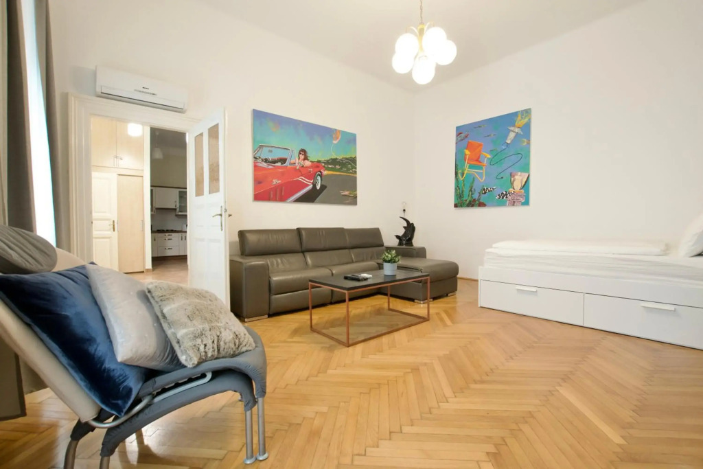 Standard Apartment by Hi5 - St. King street 16