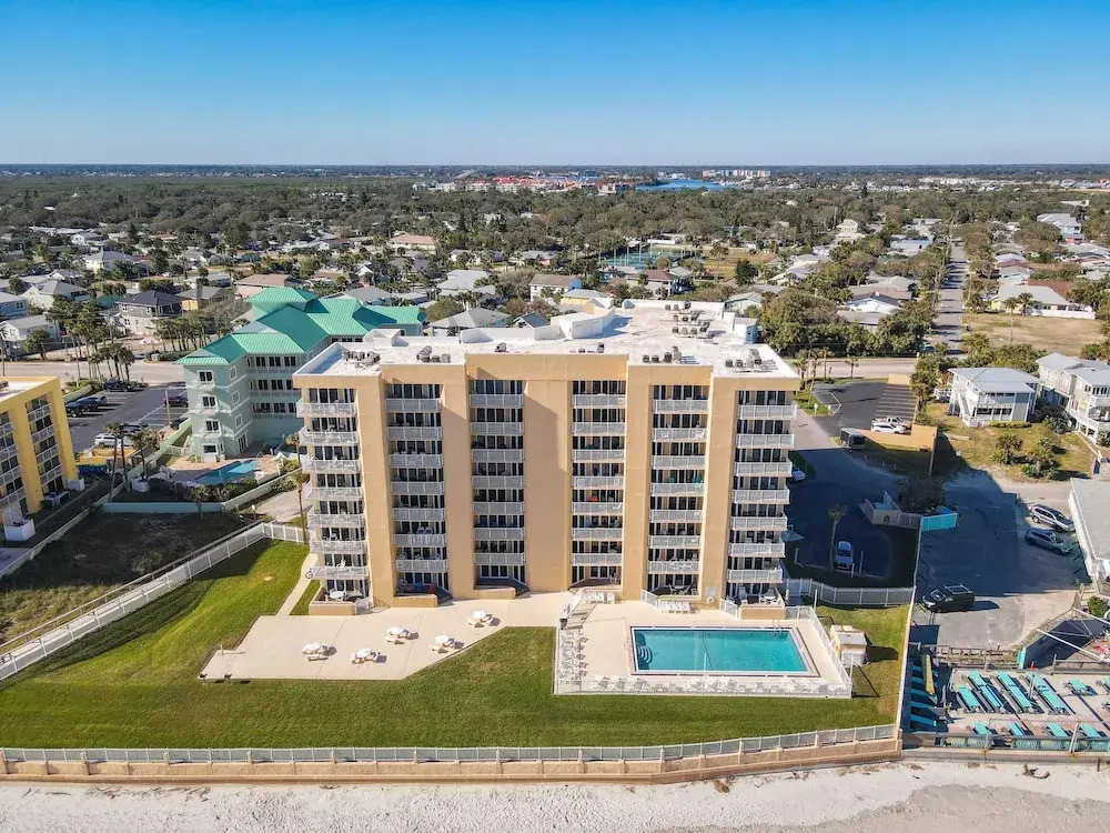 Oceania Beach Club 503