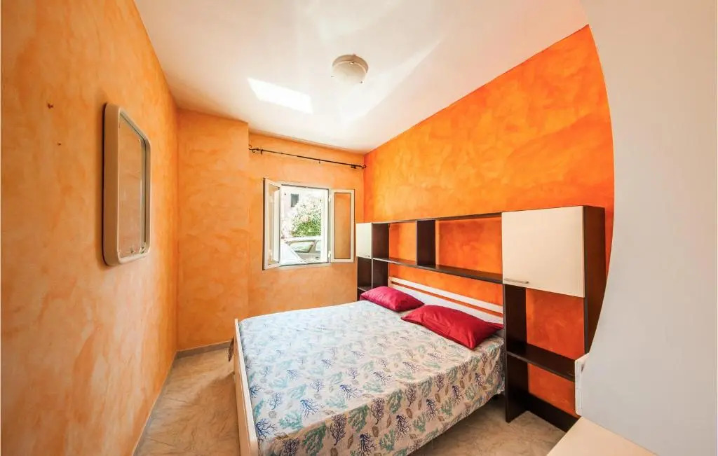 Amazing Apartment in La Maddalena With 2 Bedrooms