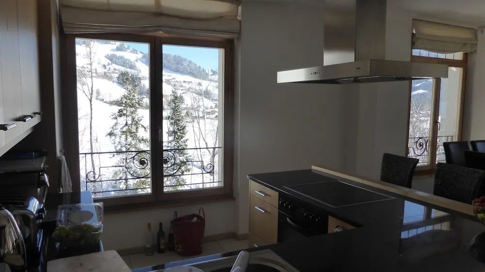 Luxury Apartment, Panoramic Mountain Views, 5 Star Spa Facilities - 4 Bedroom