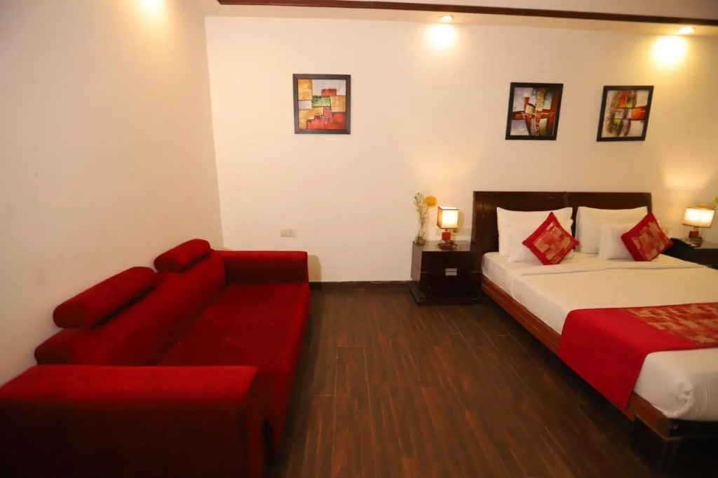 Hotel Picasso Residency near Naraina Vihar Metro Station New Delhi