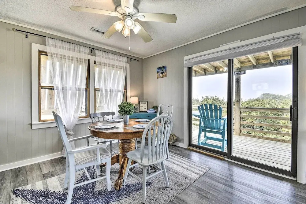 Hatteras-style Salvo Home - Walk to Shore!