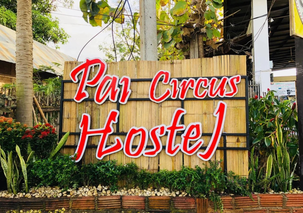 Pai circus hostel