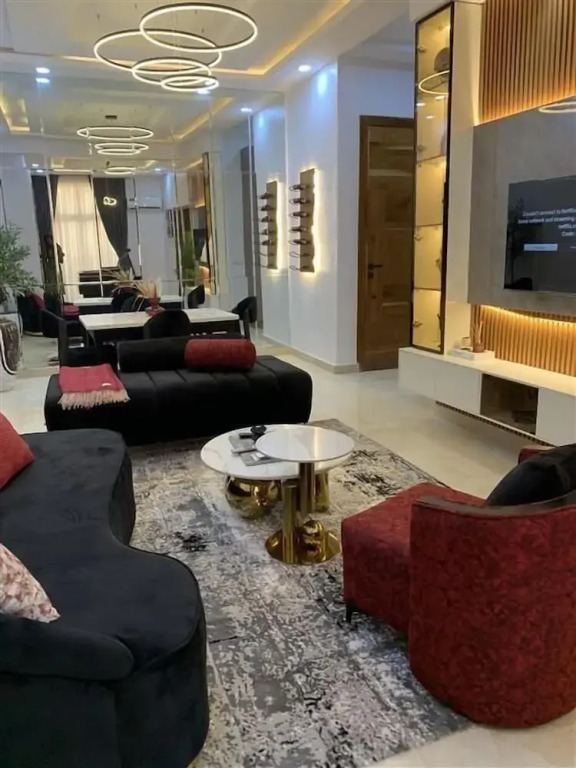 Spacious 2-bedroom apartment