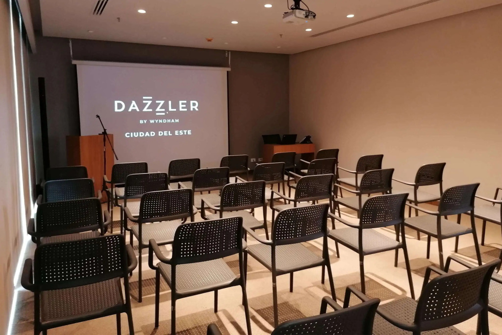 Dazzler by Wyndham Ciudad del Este