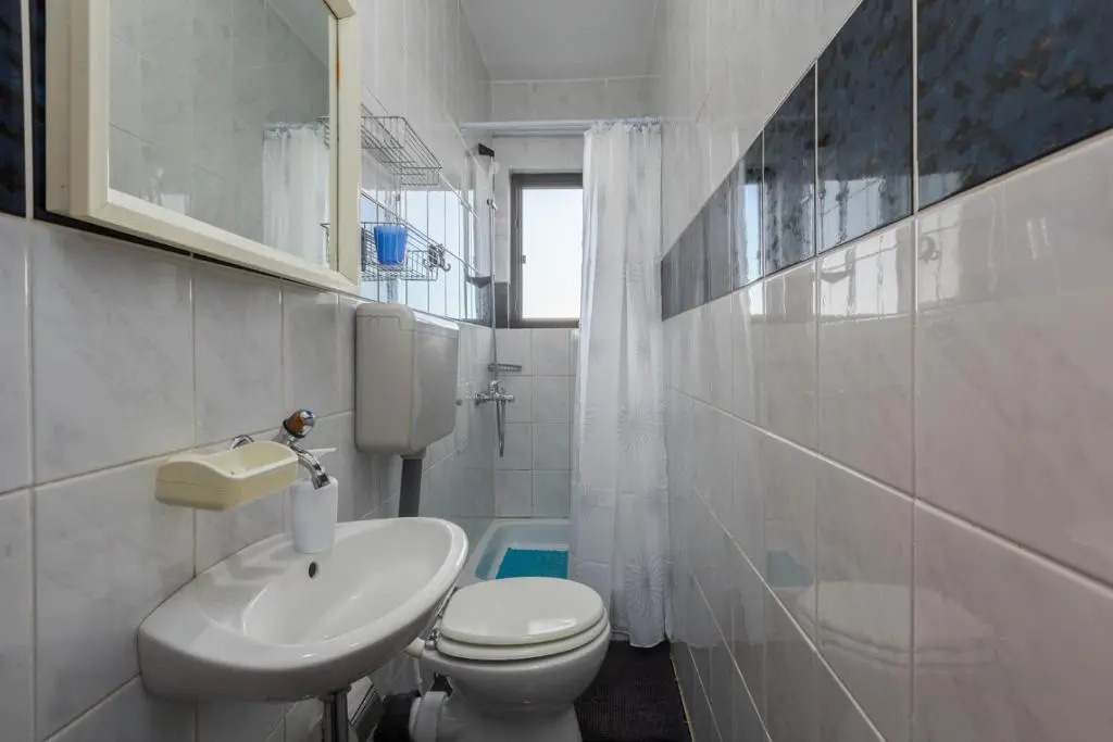 Apartment Paola for Max 7 Pax with 3 Bedrooms Large Garden And Spacious Balconies Overlooking the Sea