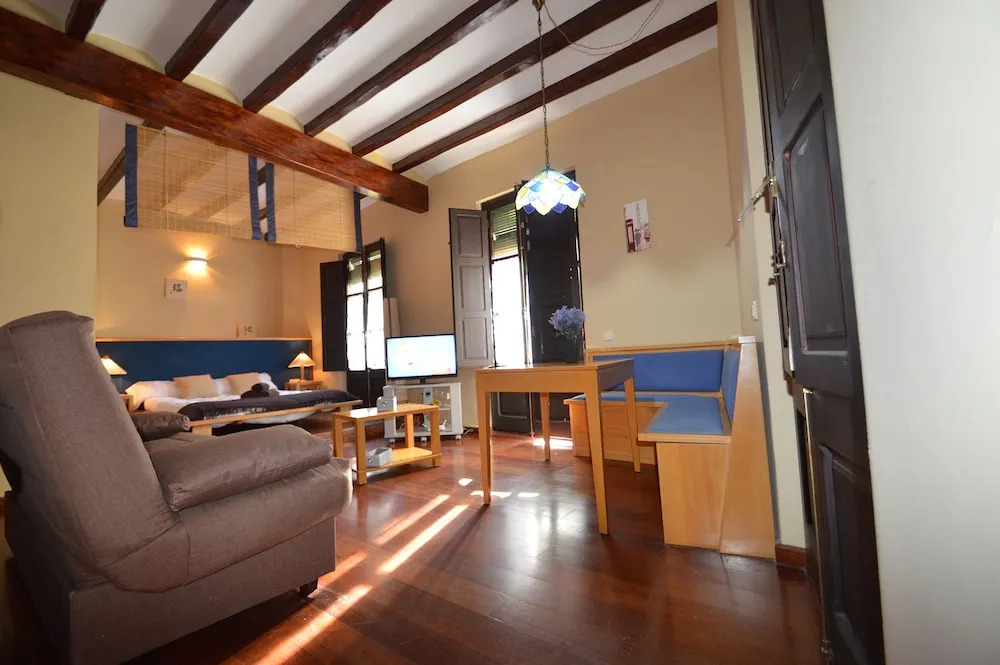 Tarragona Suites 70- CAVALLERS