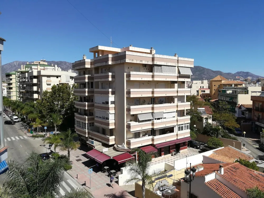 Fuengirola Sun by 10ToSea
