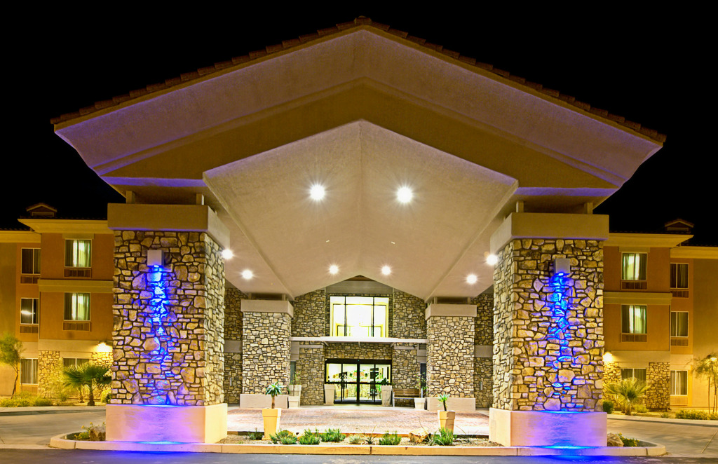 Holiday Inn Express & Suites Tucson by IHG