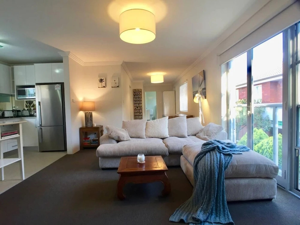 Sydney Coastal Comfort