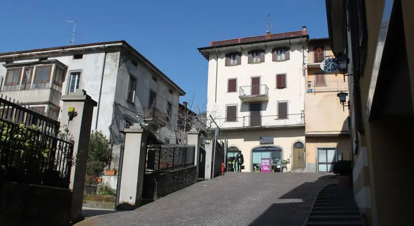 Balcone sul Lago