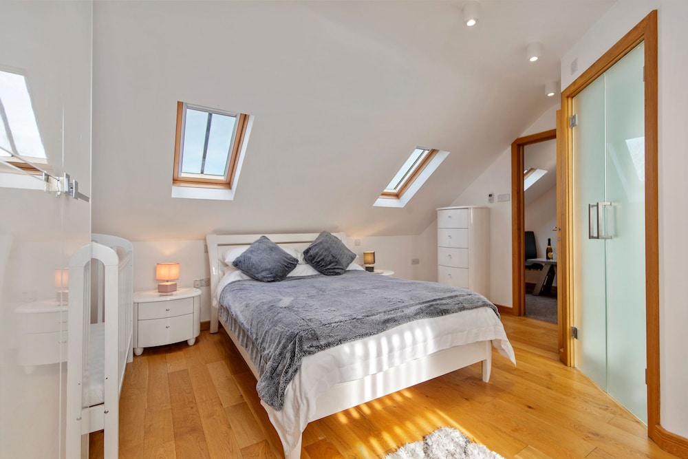 Sea Steam Apartment - Close to Village and Beach