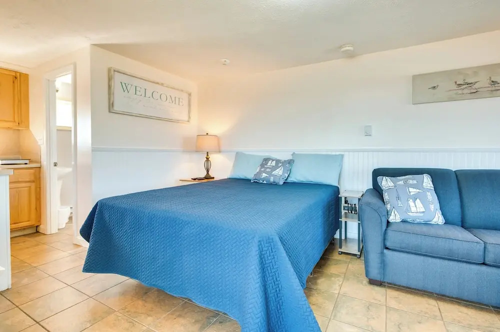 'beachfront 12' Condo on Old Orchard Beach