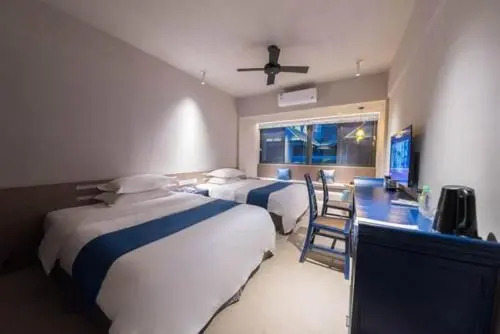 Xishuangbanna Jinghong Wanji Lijing Hotel