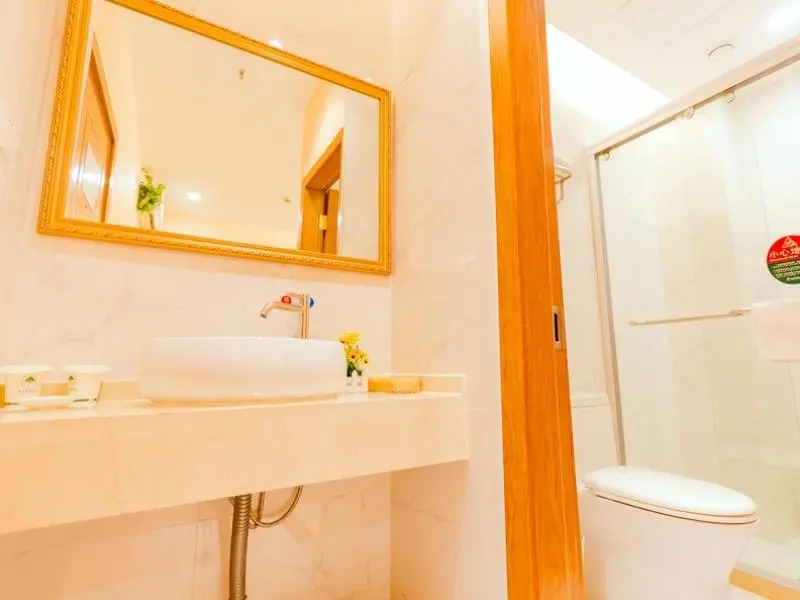 Greentree Inn Shanghai Caoan Road Textile Express Hotel