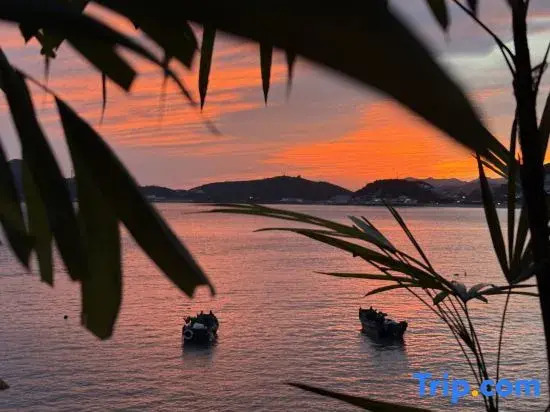 Qingdao Fengqing Wuji · Cliff Full Sea View Resort Hotel