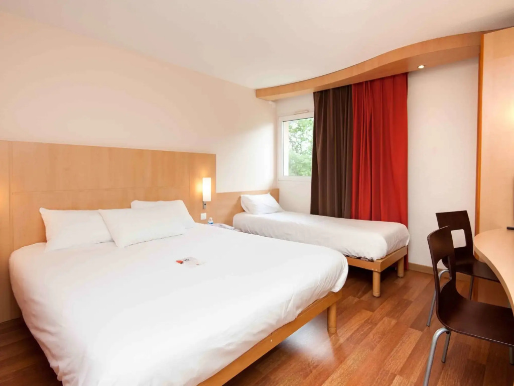 ibis Avallon