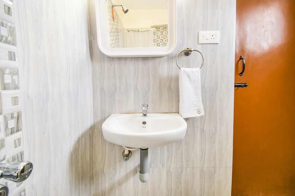 FabHotel Thejas Paaradise - Nr Coimbatore Institute of Technology