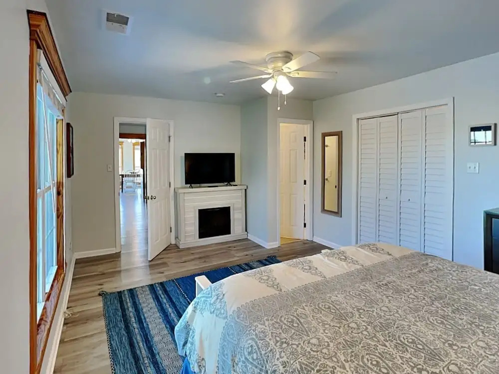 Saltcreek Sunsets by Tybee Vacation Rentals