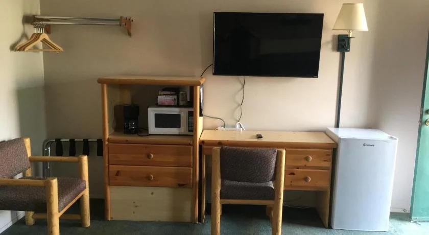 Green Creek Inn and RV Park
