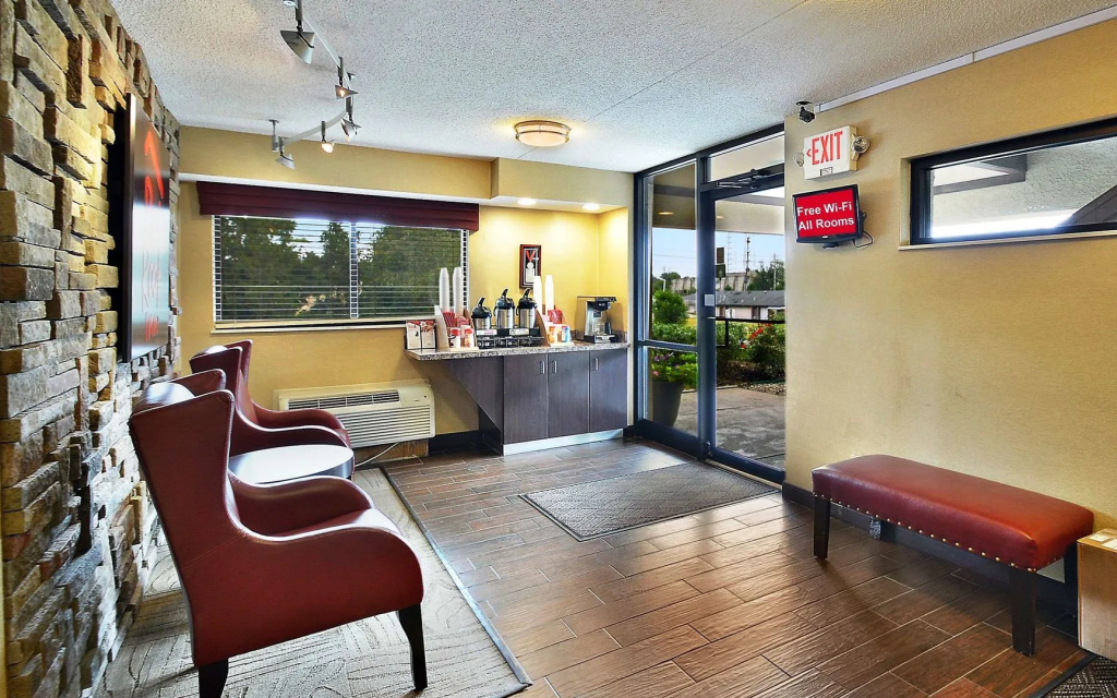 Отель Льюисвилля Red Roof Inn Louisville Fair and Expo