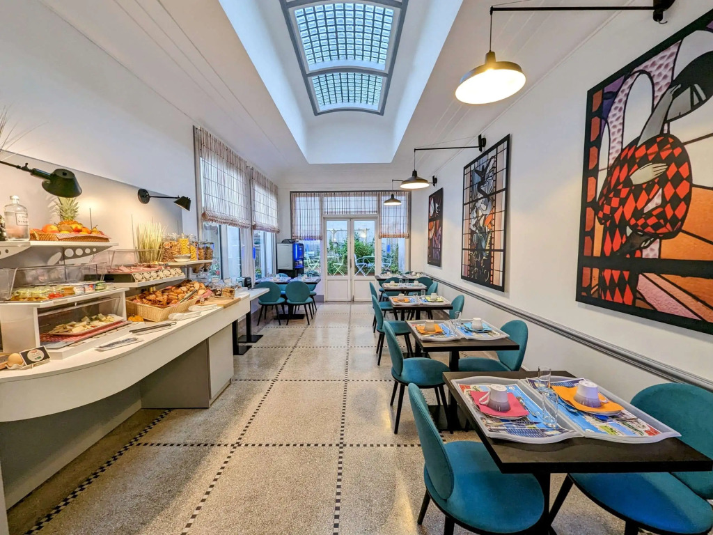 HOTEL ARVERNA VICHY - ClTHOTEL