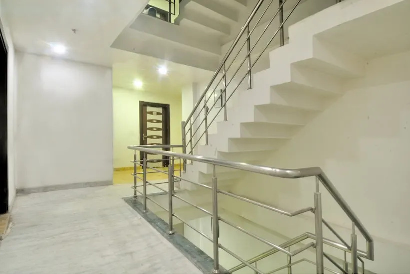 Hotel Noida Stay